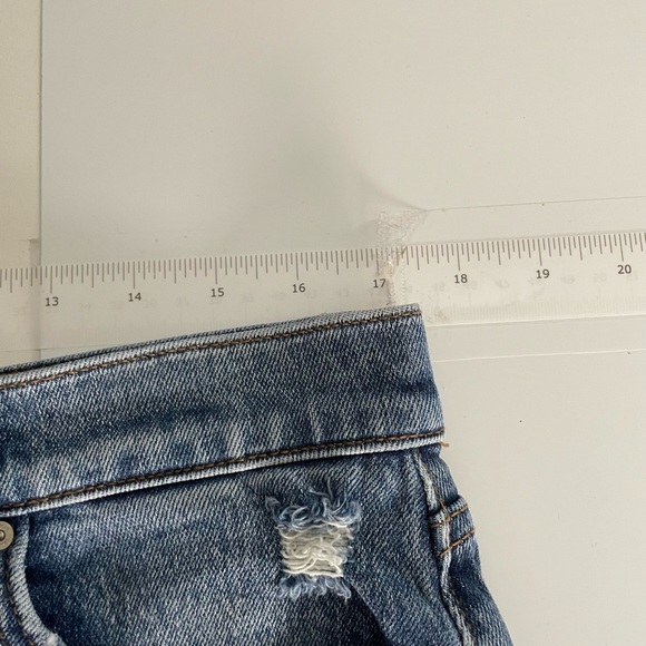 Hudson Devon High Rise Short - Picture 4 of 8